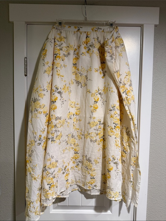 a new day Dresses & Skirts - a new day Yellow Floral A-Line Maxi Skirt